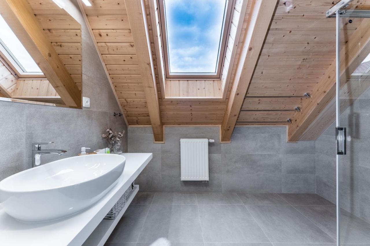 Luxury Apartman Lipno Lipno nad Vltavou Luaran gambar