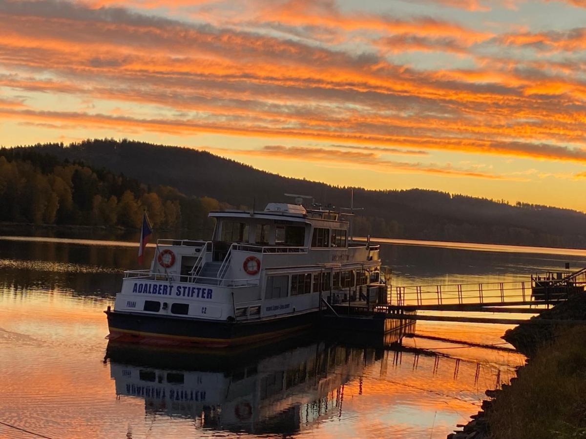 Luxury Apartman Lipno Lipno nad Vltavou Luaran gambar